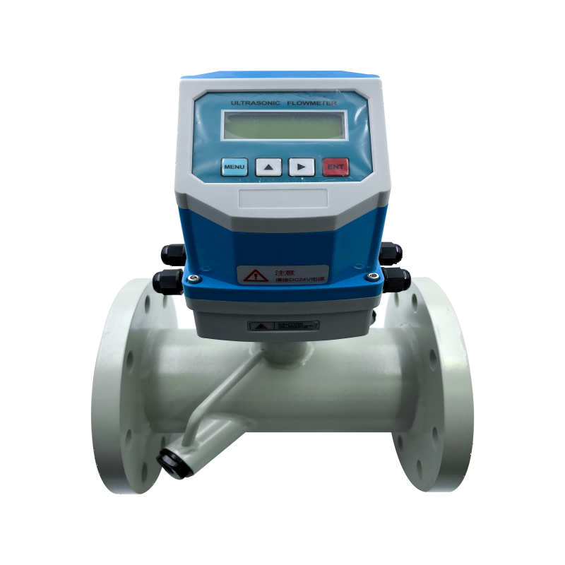 Integrated ultrasonic flowmeter